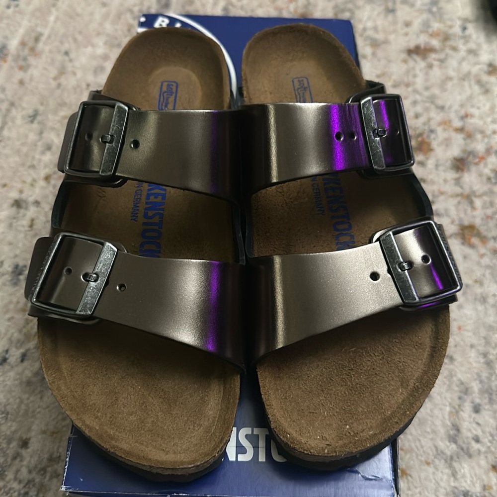 Birkenstock Brown silvery sandals for women’s size 37 brand new with box